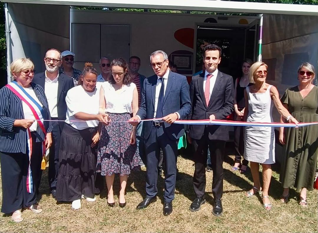 Image de Préfet du Val-d'Oise - 📍 #FranceServices | Inauguration ce matin du bus France Services du CIAS Carnelle Pays-de-France, e