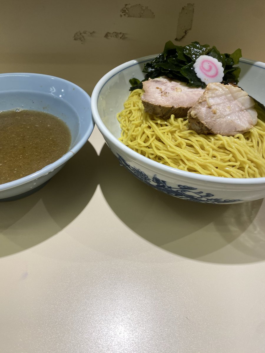 アーキン tweet media