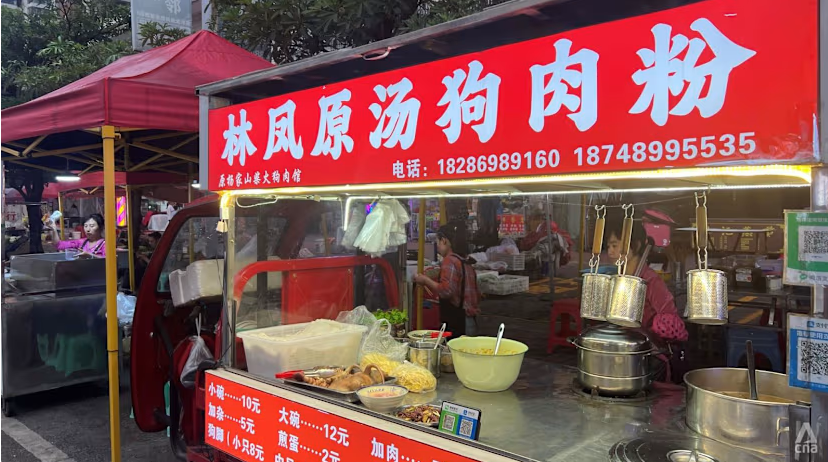 NamiKim_DogsSK's tweet photo. 🆕NEWS FROM #CHINA🇨🇳

China’s #DogMeatTrade back in spotlight after celebrity canine reportedly stolen and eaten.

June 16, 2026 - by .@ChannelNewsAsia 
📰https://t.co/UoKPMAYe4Q

The reported theft and consumption of the celebrity pet dog has reignited debate in China over the country's dog meat trade, prompting renewed discussion about animal protection laws and shifting public attitudes over the practice.

The border collie named Chutou was stolen while its owner was overseas, before being sold to a dog meat restaurant in central China for about US$25 and later eaten.