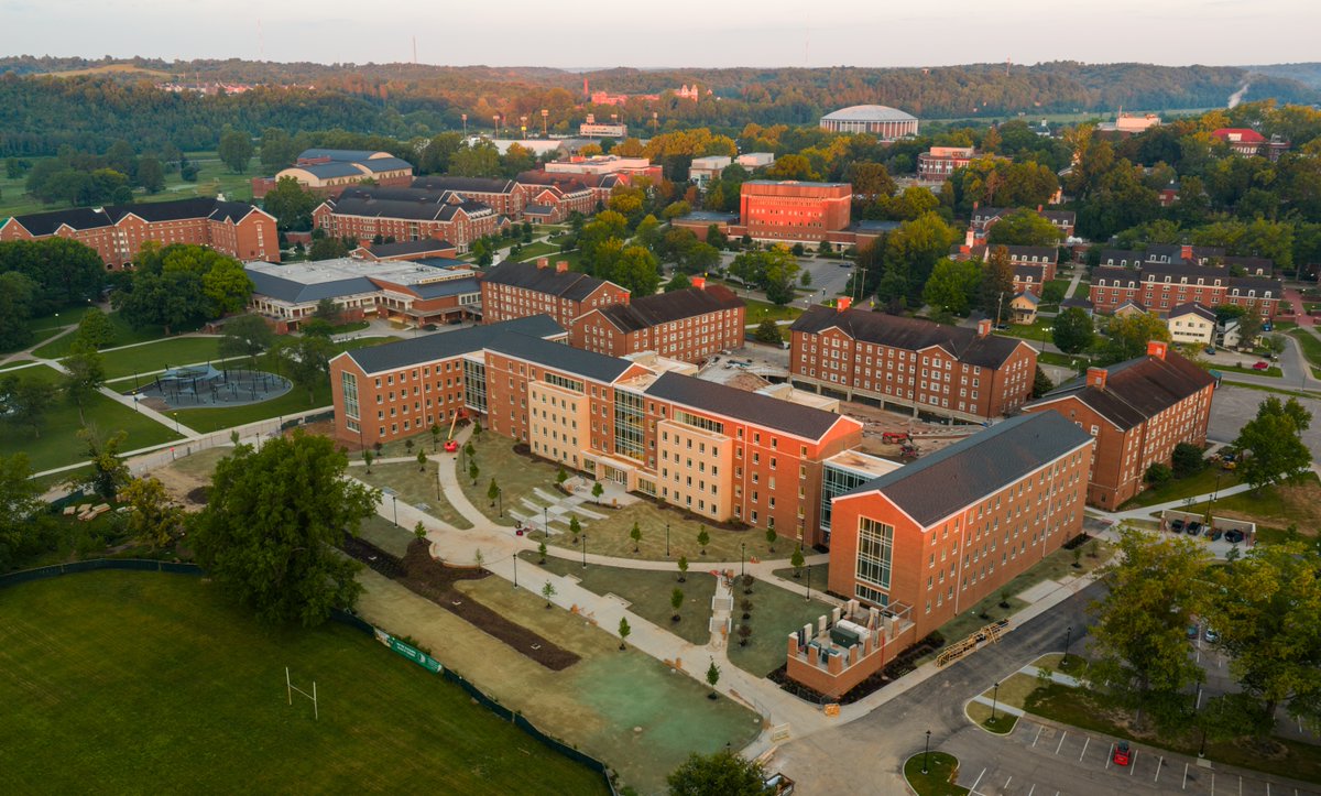 ohiou's tweet photo. 🔜 Roderick J. McDavis Hall

McDavis Hall is getting close to welcoming its first residents home! 💚

Students have been providing input during every stage of bringing this 591-bed hall to life, from room types to amenities, furniture and more. https://t.co/CJlorWYUc5