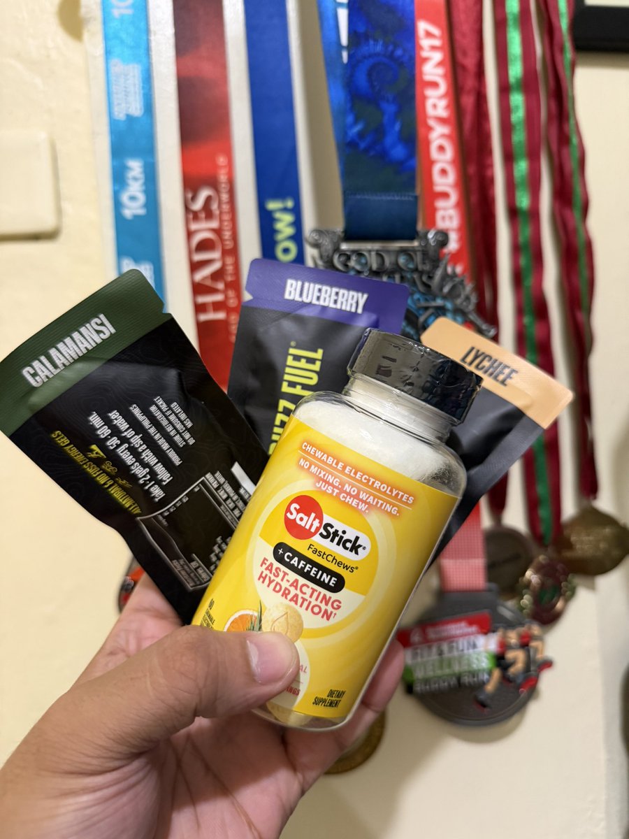 kulaspero28's tweet photo. Gotta run this weekend at Runrio Pride Run! Saan na yung race kit tho 😂😅 https://t.co/plvVHCkAnv