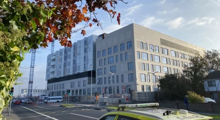 BuildingIndex's tweet photo. CONTRACT AWARDED 🤝

John Sisk &amp; Son Ltd have been awarded the contract for the #construction of the second 96-bed inpatient ward block at University Hospital Limerick (UHL).

Details here: https://t.co/Cx6KDCfzi0

#buildinginfo #tenders #jobs #contracts #contractawarded https://t.co/Dl0moGMxkU