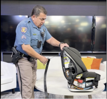 ColoradoDOT's tweet photo. #CDOT #News: Car Seats Colorado encourages caregivers to double check their car seats ahead of Father’s Day. 73% of car seats in Colorado are used incorrectly.
📰https://t.co/koOHPUOnyz
#CarSeatSafety https://t.co/3fysJyccBv