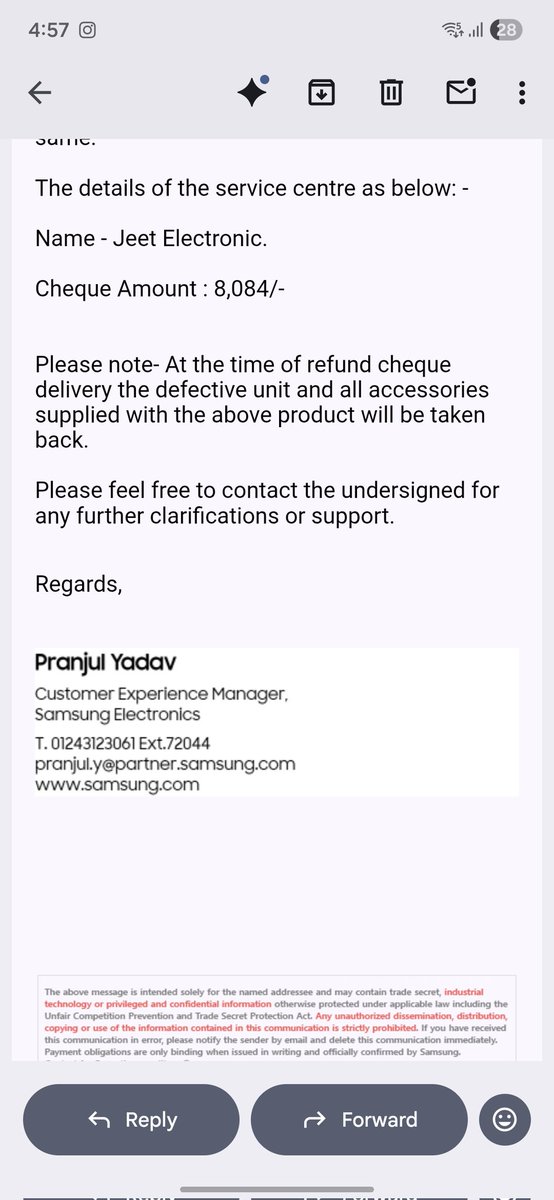 Manu16652183's tweet photo. I dont understand how does it taking too much time its been 14 working days since I recieved this email and 2 months without monitor because its in Service center 
@SamsungIndia @Samsung @SamsungSA #worst #experience #never #purchasing #samsung #again https://t.co/lMsBto7etS