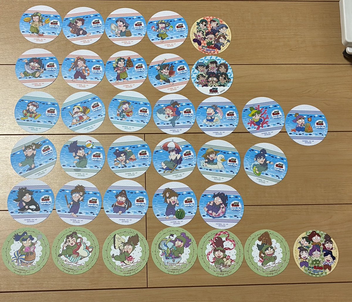po7576's tweet photo. 譲渡
忍たま乱太郎　特典コースター　過去グッズ
1枚目¥300
2枚目1~3段目¥300,4~6段目¥500
3枚目４段目まで¥900,５,6段目¥700,
DVD特典の厳禁¥1000,利こま¥3000
７段目纏めて¥5000
豆腐久々知とパンケーキ中在家はホロ仕様

グループや種類纏めてだと有難いです。内容によりお時間いただきます。 https://t.co/dtY7ZRtr1a