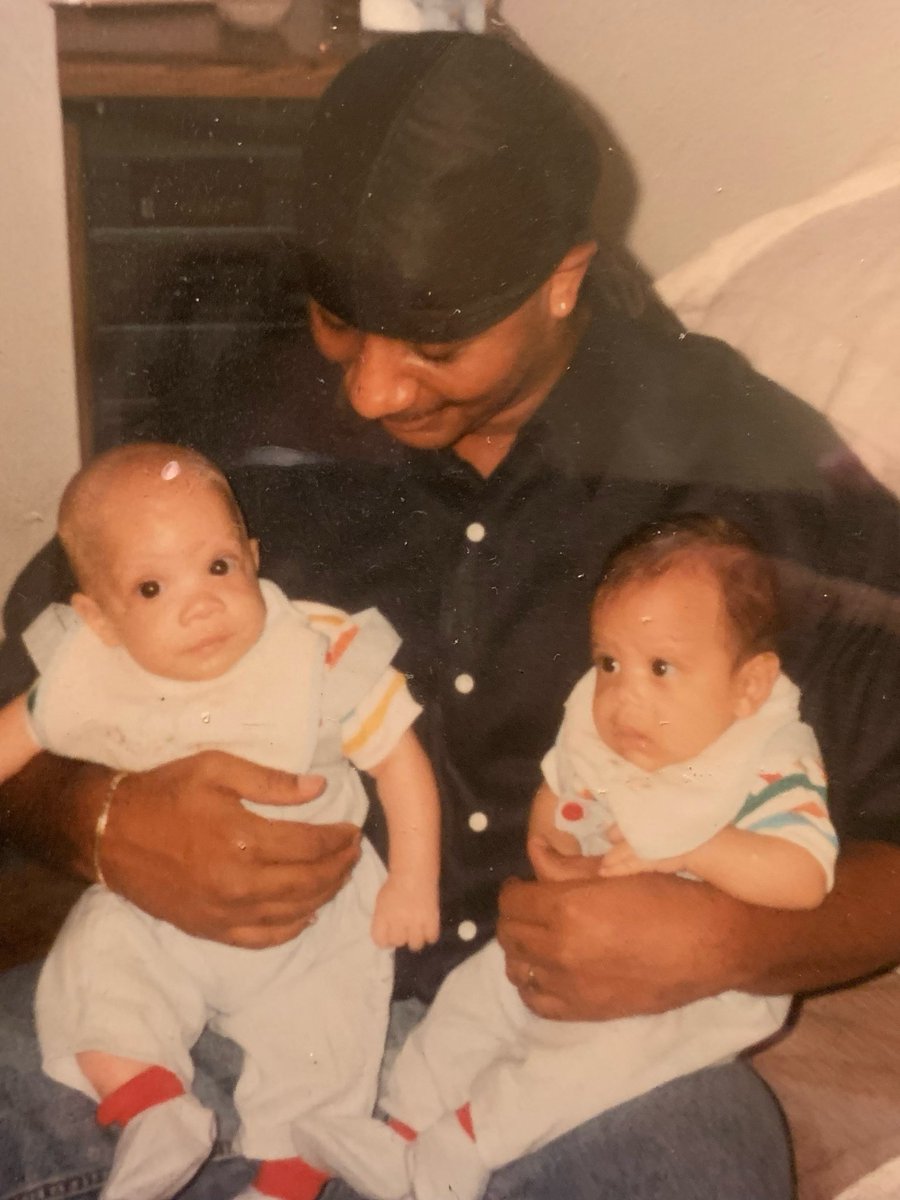 Swagg's tweet photo. Yesterday my dad went to sleep, and never woke up. Lost the only man on this planet that loved me unconditionally

I love you dad ❤️ Words can’t even describe the pain, feels like a nightmare. God please give him a big hug for me https://t.co/hkv2Q7neYE