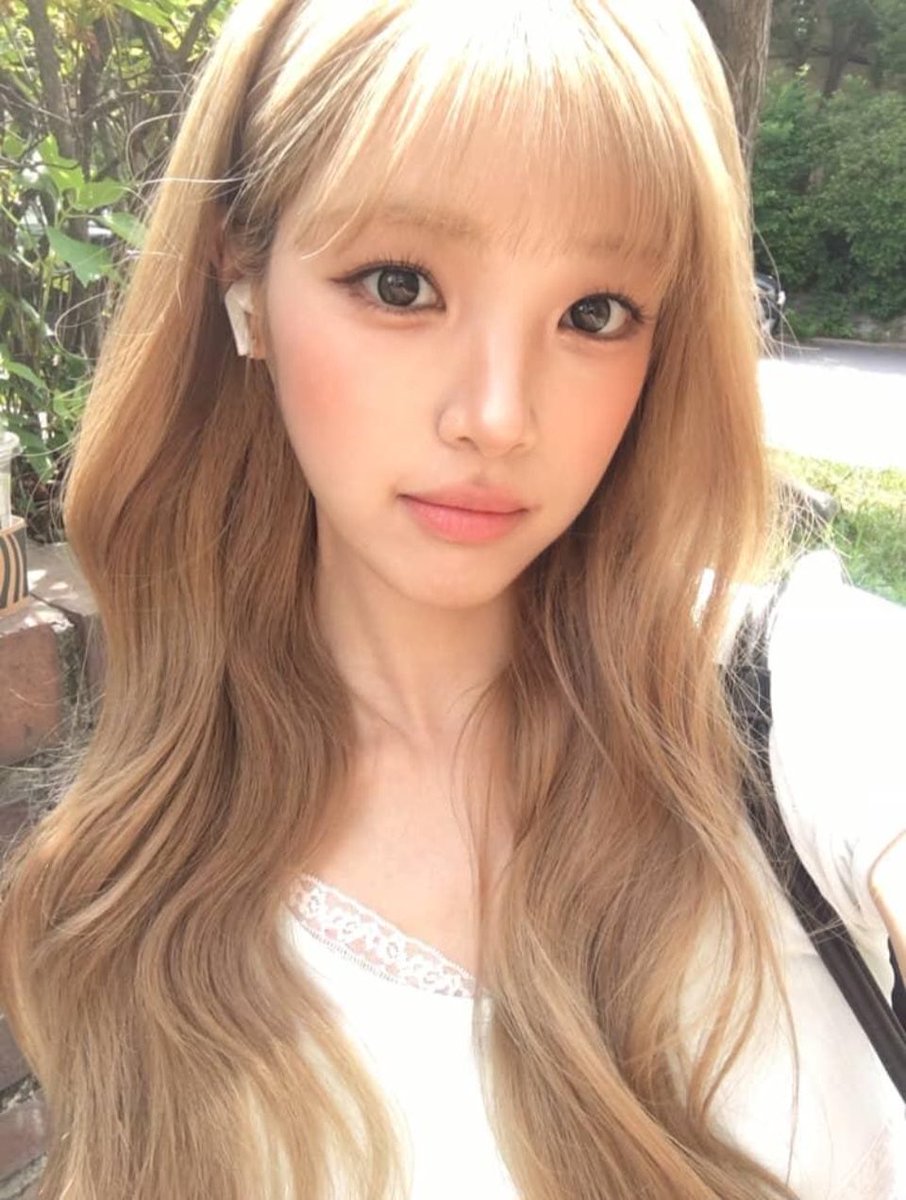 nyutellapics's tweet photo. #yuha weverse update ݁ ˖Ი𐑼⋆ https://t.co/Y7fkibS5yx