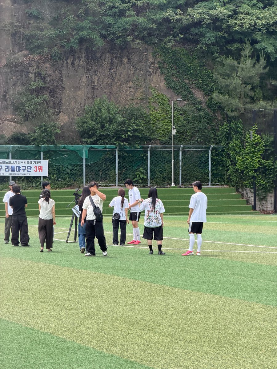 dari__ohyul's tweet photo. 📱260618 | #OHYUL weverse post

🐈‍⬛ ⚽️#LNGSHOT akan mendukungmu⚽️

#오율 https://t.co/2Qk3lIYrDk