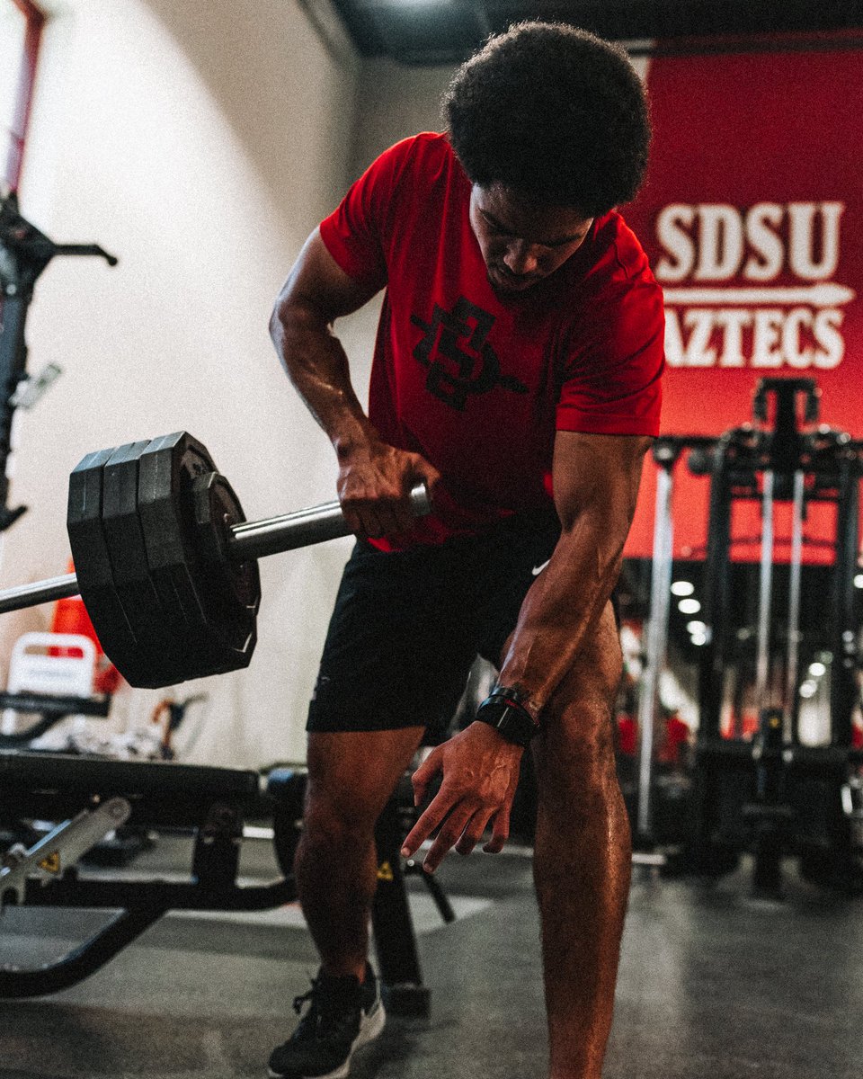 TheHC_CoachLew's tweet photo. 🦾🌴🪜🦾🌴🪜

Thursday Thought

“We are responsible us. We will own the problems. We will work the problems.”

#AztecFAST 💨 x #BeTheA1pha 🐺

🦾🌴🪜🦾🌴🪜