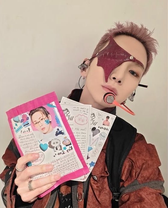 keykitai's tweet photo. 이 버미 어디서 나온건지 모르겟지만 굉장히 소녀의 마음을 받은 해적오빠(바다에서 인기잇음) 같자네 https://t.co/HchLVxa58O