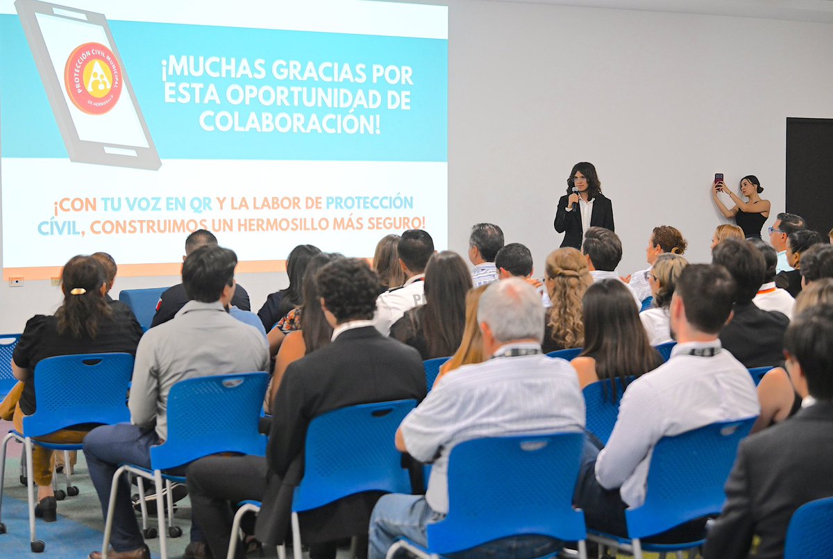 tonoastiazaran's tweet photo. Siempre es un gusto escuchar a jóvenes que aportan sus ideas para mejorar nuestra ciudad. 🙌🏻

Conocimos propuestas de estudiantes del Tecnológico de Monterrey para fortalecer “Tu Voz en QR”, una herramienta que permite a la ciudadanía conocer información sobre las y los servidores públicos y compartir su opinión sobre la atención y los servicios que recibe.

Seguiremos sumando esfuerzos para impulsar sus ideas y aplicarlas en cambios para Hermosillo. ✨