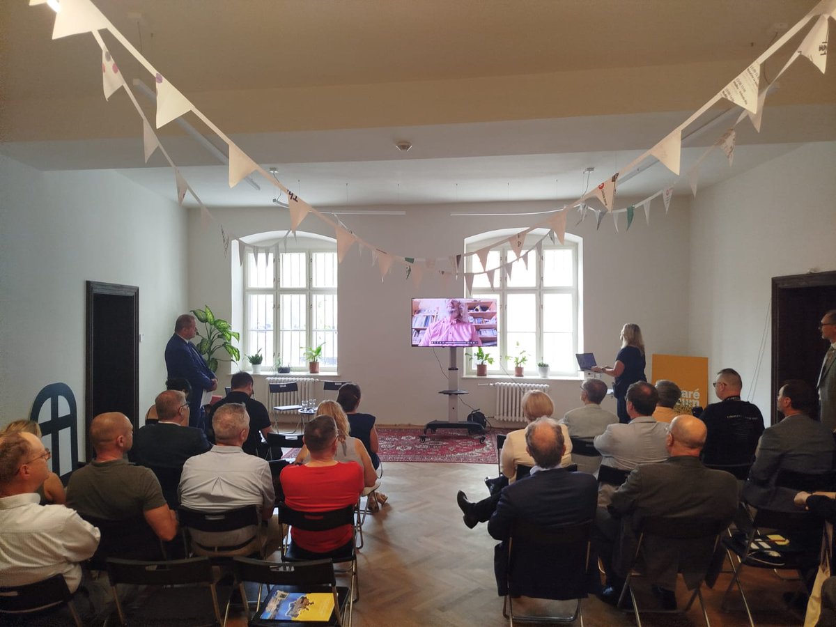 freenationsrf's tweet photo. Free Nations #PostRussia Forum: "Can post-Russia states learn from #Czechoslovakia's "Velvet divorce? Lessons learned for the peaceful dissolution of the Russian empire" 17-18.06.26 in Bratislava 🇸🇰 ended🎯
Soon we will continue public activity of FNPF's platform in #Norway🇳🇴, #USA🇺🇲, #Ukraine🇺🇦, #Estonia🇪🇪, #UK🇬🇧, #Lithuania🇱🇹, #France🇫🇷, #Kosovo🇽🇰, #Latvia🇱🇻, #Finland🇫🇮, #Ireland🇮🇪 and #Germany🇩🇪

#MakeMoscoviaSmallAgain ✌️
#DecolonizationRF
#MoscoviaDelendaEst 🔥