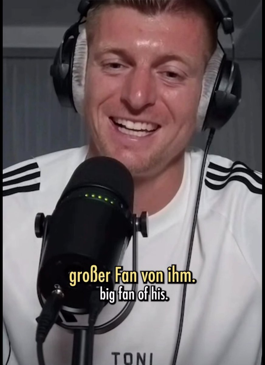 MadridXtra's tweet photo. 🚨🗣️ Toni Kroos: “Jude Bellingham is one of my absolute favorite players. He has everything to show. 

He can be an incredibly complete player who can be the best in his position. He has all the attributes for it. He has an incredible understanding of the game. 

He has the physicality to hold his own in defensive duels. He has a good finish with his left, right foot and head. He goes into the box, understands the game. He has a great mentality. 

I don't know if people notice it, but I am a BIG FAN OF HIS (laughs)."