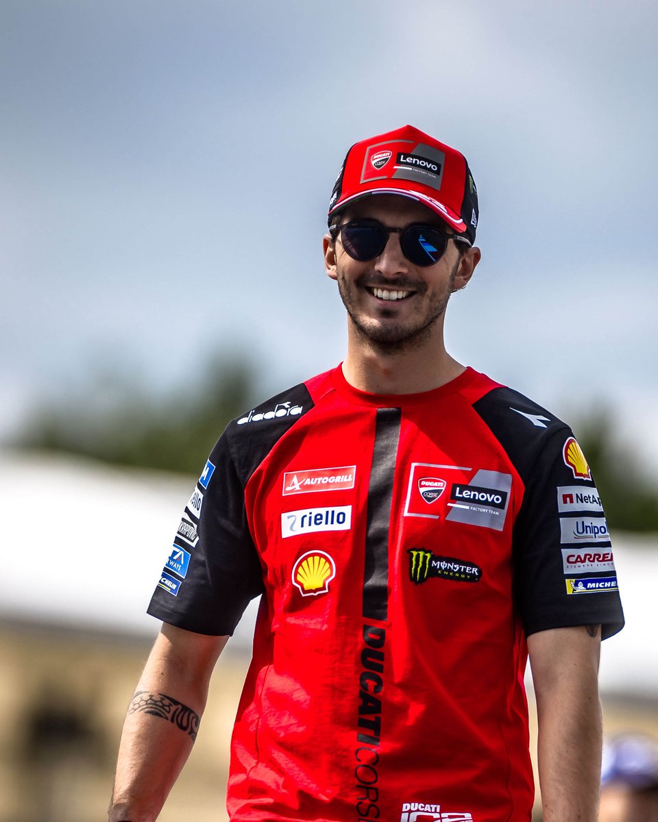 ducaticorse's tweet photo. 🇨🇿💫 Brno vibes 

#ForzaDucati #CzechGP https://t.co/z1TRBBZw0r