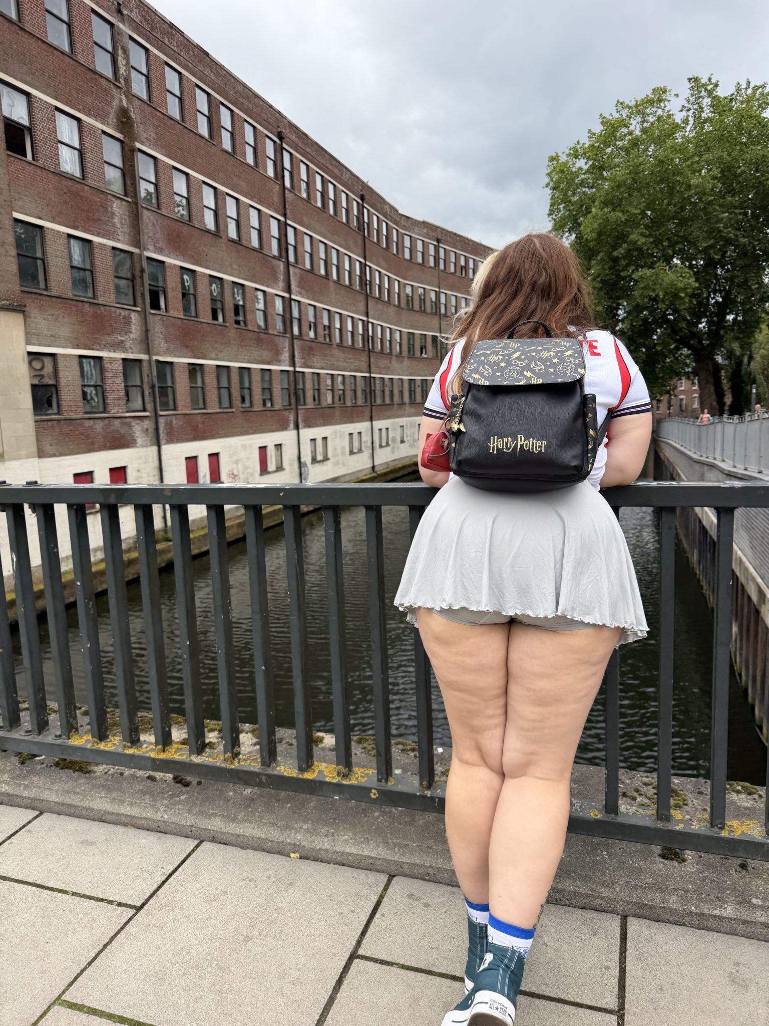Cellulite legs is ok ya know .. altho mine are also fat but that’s ok too https://t.co/od4FJckALE