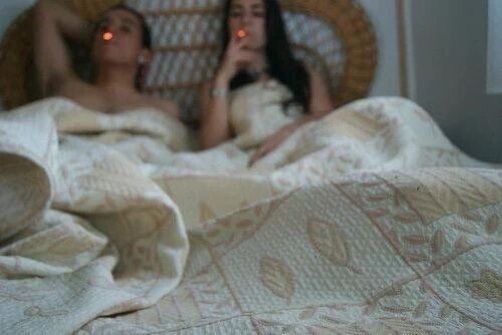 weedvidsog's tweet photo. Should be us https://t.co/1RuzwUBxBU