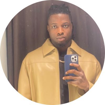ayblaaack's tweet photo. naso this guy turn old taker https://t.co/6rHdkJYOzB