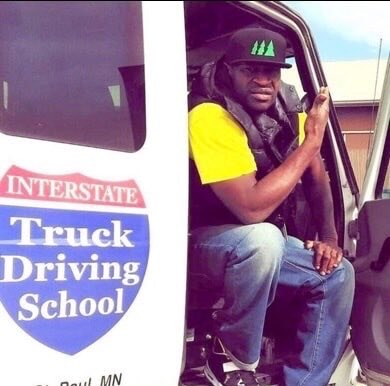 IntoTheSunset10's tweet photo. Indian truck driver with fraudulent CDL or George Floyd trucker. https://t.co/UJJeM2cOfr
