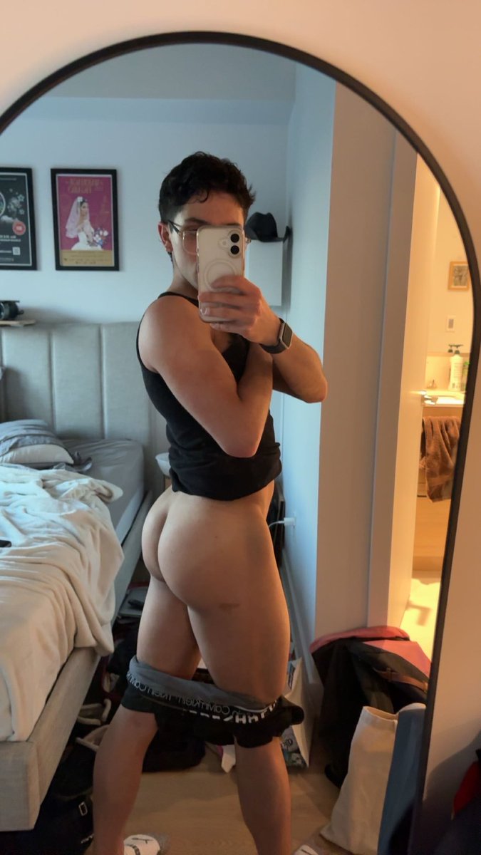 itsmarco29's tweet photo. Post legs 🦵 https://t.co/715IPh3d4U