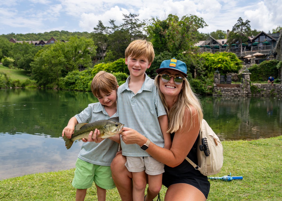 BigCedarLodge's tweet photo. Blue skies and fishing lines = our favorite way to celebrate #NationalGoFishingDay. https://t.co/dl0enULNMX