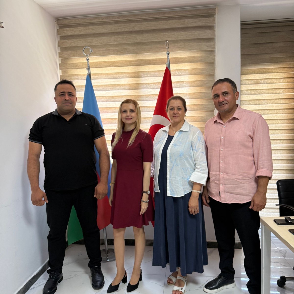 AHD_tr's tweet photo. Başkanımız Av. Lale Hesenova’ya nezaket ziyaretinde bulunan Ülkü Ocakları Konyaaltı İlçe Başkanı Sn. Hayrullah Burak Güler’i ağırlamaktan mutluluk duyduk. Sn. Güler ile ileriye yönelik çalışma programlarımız doğrultusunda fikir teatisinde bulunuldu.
Nazik ziyaretleri ve hoş sohbetleri için kendinlerine teşekkür ederiz.
@AntalyaOcak 
@konyaaltiocak 
@AvLale_Hesenova 
@NatigZaharoff 
@MiriNarmin 
@KarazeybekRabia