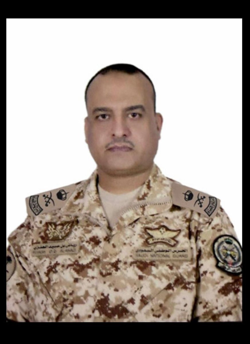 alqumsah's tweet photo. نبارك لسعادة اللواء/رياض بن عبيد بن دلي العنزي بمناسبة ترقيته إلى رتبة لواء
سائلين الله أن يوفقه ويسدد خطاه وأن يجعل هذه الترقية عونًا له على خدمة دينه ومليكه ووطنه. ألف مبارك ومنها إلى أعلى المراتب بإذن الله

#القمصة_السبعة_عنزة
#اتحاد_منصات_عنزه https://t.co/MQPIHB27b9