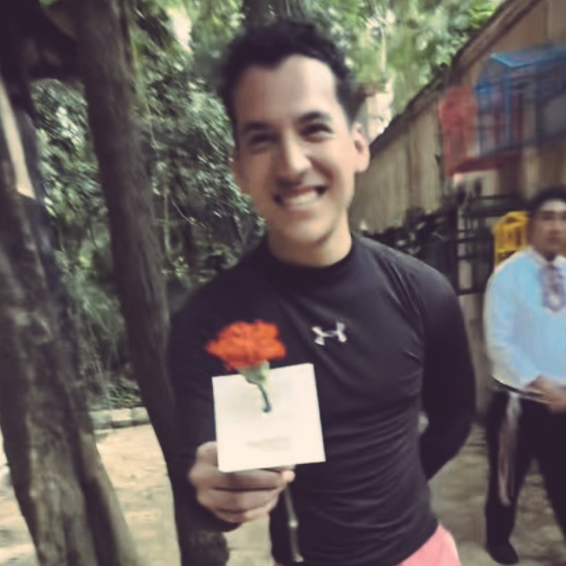 doblemcomm's tweet photo. Es un lindo🌹 https://t.co/lWhd6ZSDGi