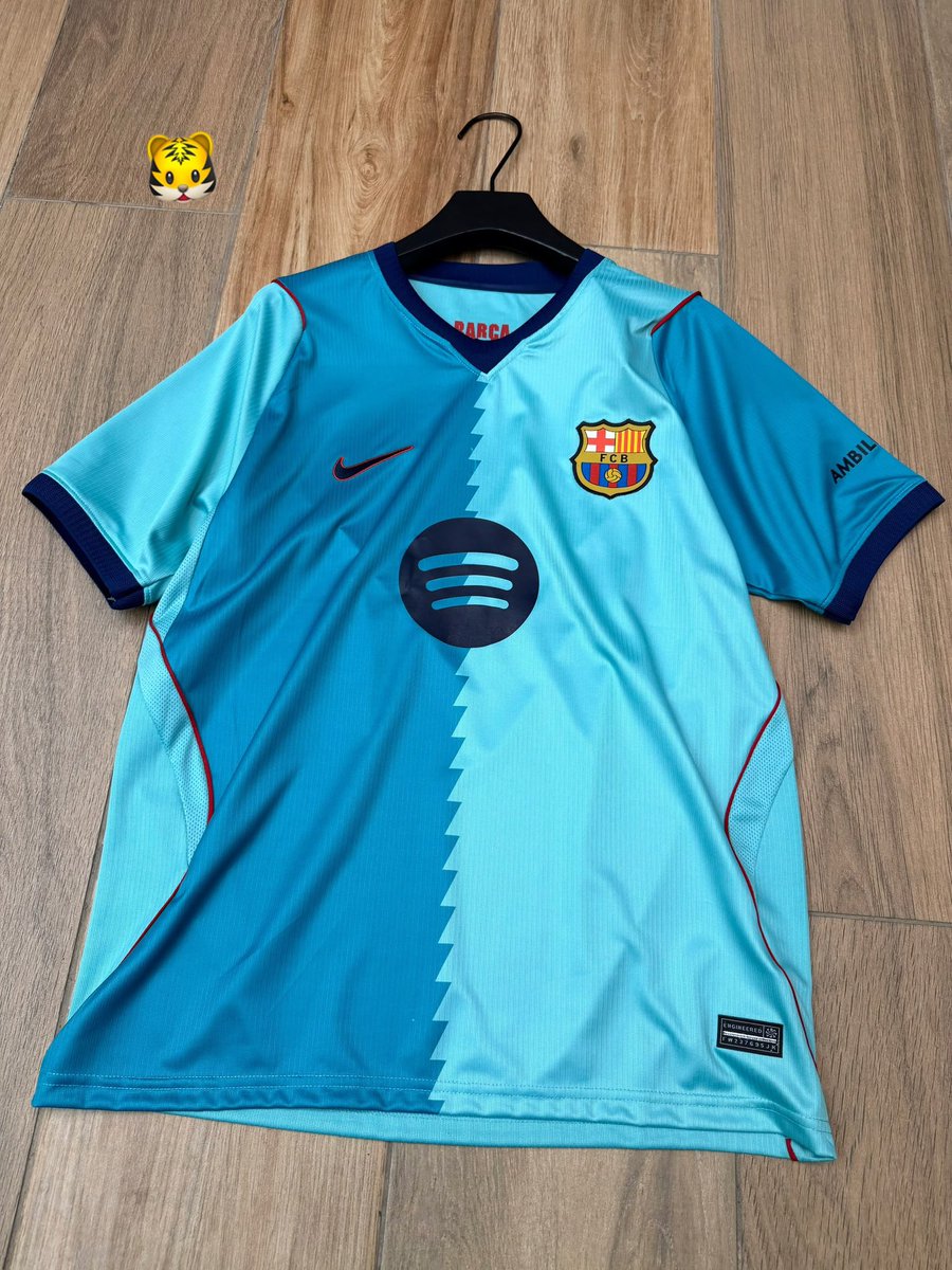 Chun_deeee's tweet photo. BARCA 2026 PROJECTED AWAY MERCH NOW AVAILABLE IN STORE

M, L, XL, XXL

🏷️ 18,000

ADD TO 🛒 https://t.co/zgYOMRu8xN