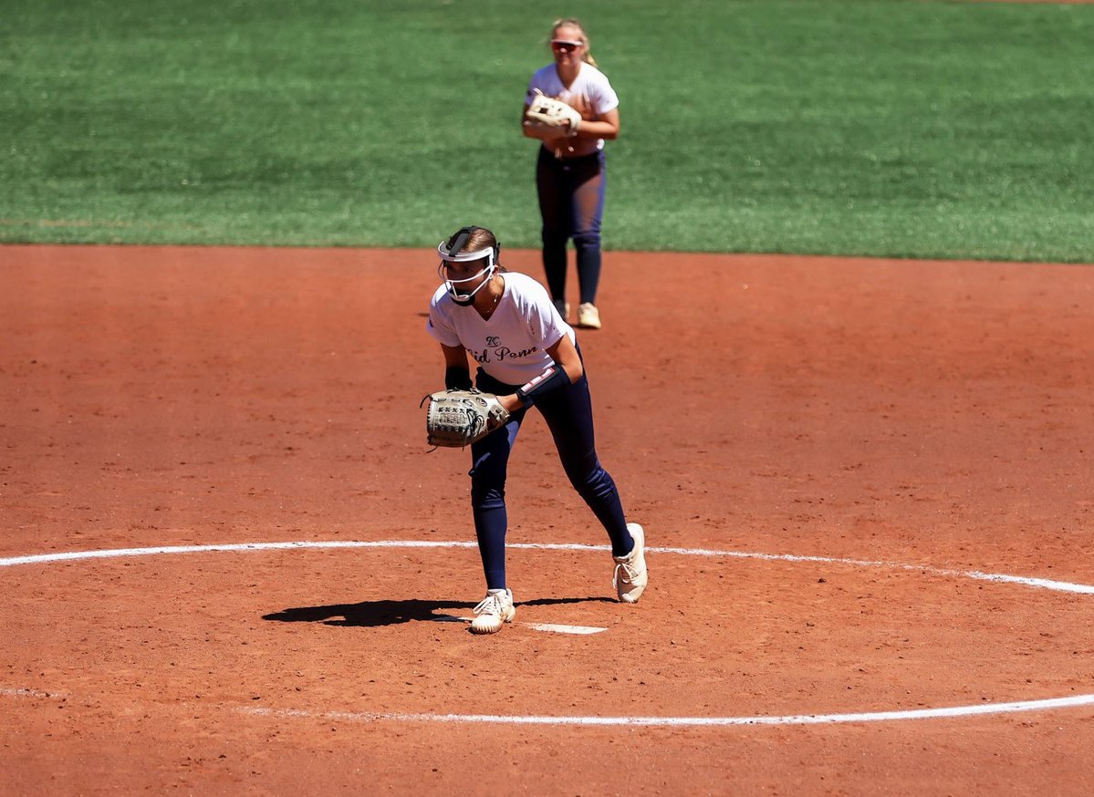 KierstenSwain27's tweet photo. What an awesome experience competing in the Carpenter Cup Softball Tournament and representing the Mid Penn Conference! So thankful for the opportunity to meet amazing athletes and compete alongside some of the best players in the region. 🥎💪🏼 @CarpenterCupSB https://t.co/ma63GaX0ws