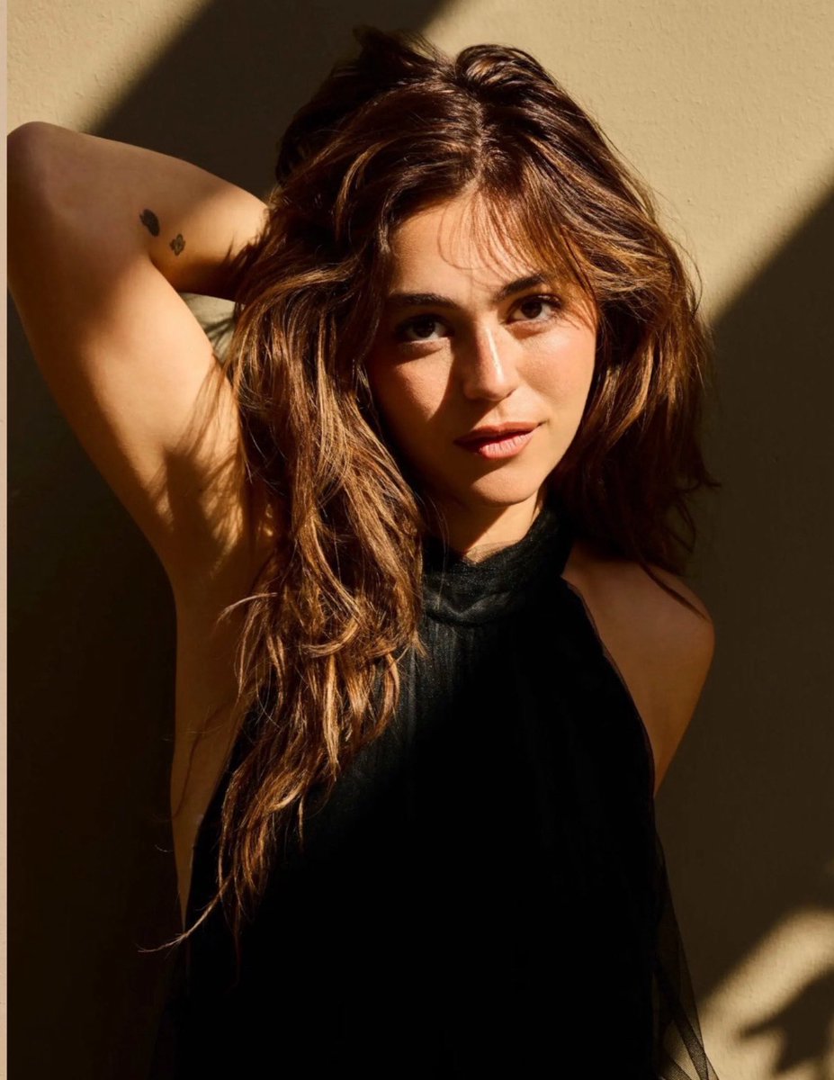 offcampusbra's tweet photo. ALLIE HAYES! 🔥 https://t.co/qgcHvE6X9I