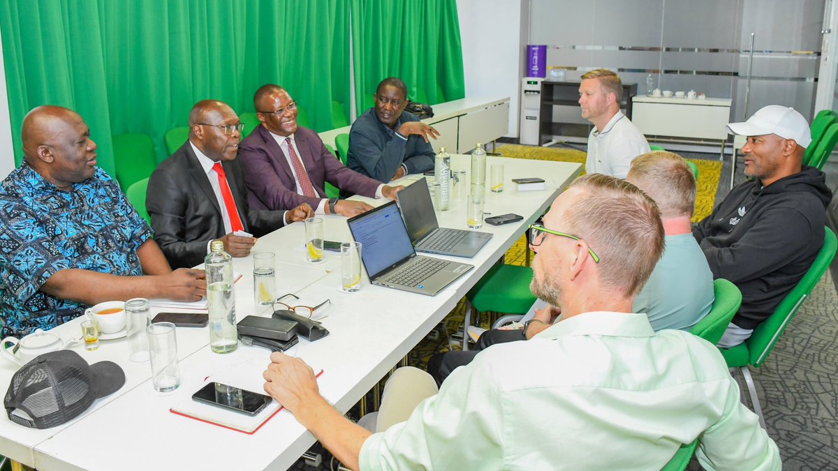 EliudOwalo's tweet photo. LED GOR MAHIA MANAGEMENT IN  MEETING WITH GERMAN SUBSIDIARY, ONEflow SPORTS

I have this evening led Gor Mahia management in a meeting with ONEflow sports, a subsidiary of logistics conglomerate ONEflow GmbH of Stuttgart, Germany. 

We explored possible areas of collaboration and partnership. 

The ONEflow team included  Director of ONEflow Sports, Jesper Larsen; Head of Academy ONEflow Sports Berni Petersen; Head coach, Miguel de Souza and Ben Leed, Director for the East African Region.

The Gor Mahia Management was led by Chairman Ambrose Rachier; Secretary General Nick Arrum and Treasurer Gerphas Okuku.

Strategic partnerships are imperative ahead of the CAF Champions League.

#Kogalo
#ONEflow