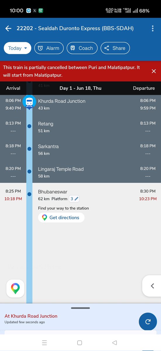Chinu_in's tweet photo. Train No. 22202 Duronto Express is running more than 2 hour 30 minutes late and still hasn’t reached Bhubaneswar. Passengers are facing continuous inconvenience due to the unexpected delay. Kindly provide an update on the exact arrival time. @RailwaySeva https://t.co/lqomrvruDr