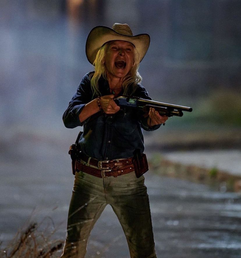 Gravecyde's tweet photo. I think my favourite part of Texas Chainsaw Massacre 2022 is that Sally returned thinking she had aura and was gonna fuck leatherface up meanwhile he didn’t even remember who she was and killed her instantly LMAOOO https://t.co/mdcaTLOent