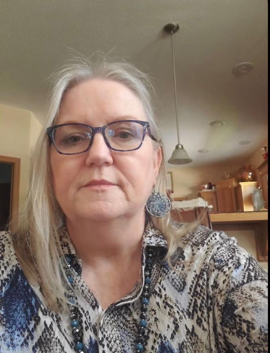 Annette Suzan tweet media