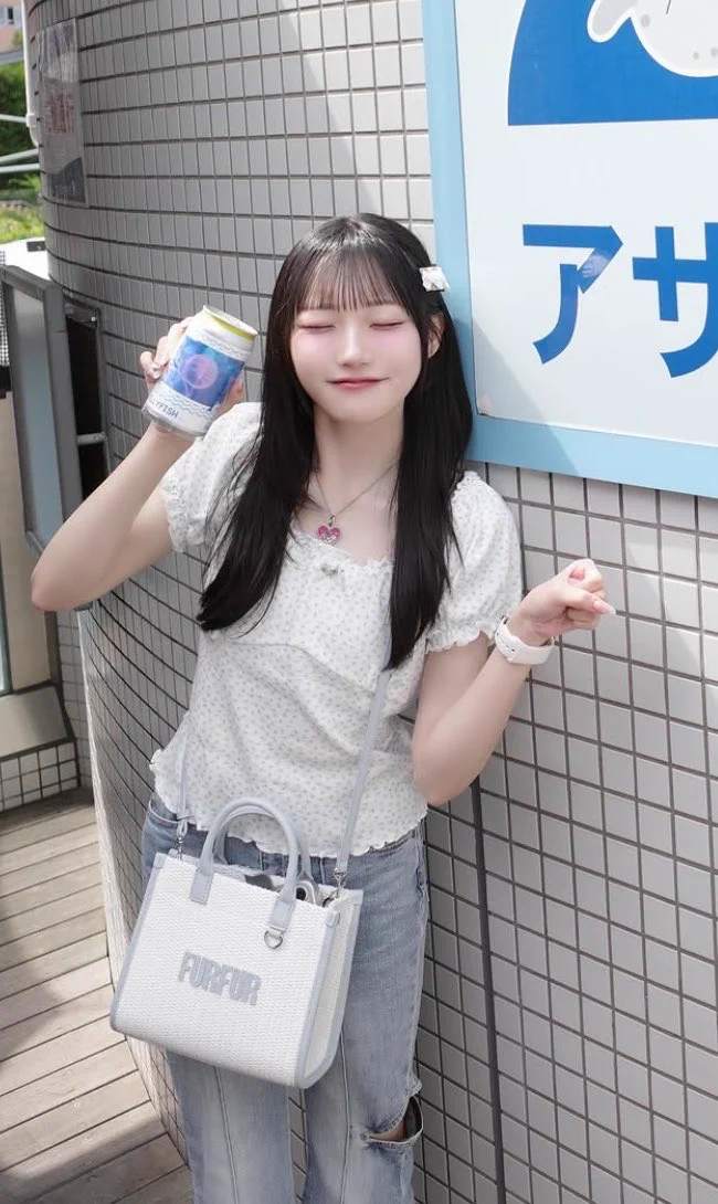 pyon🪄︎︎アイドル私服衣装特定(乃木坂┊︎櫻坂┊︎日向坂 etc) on X
