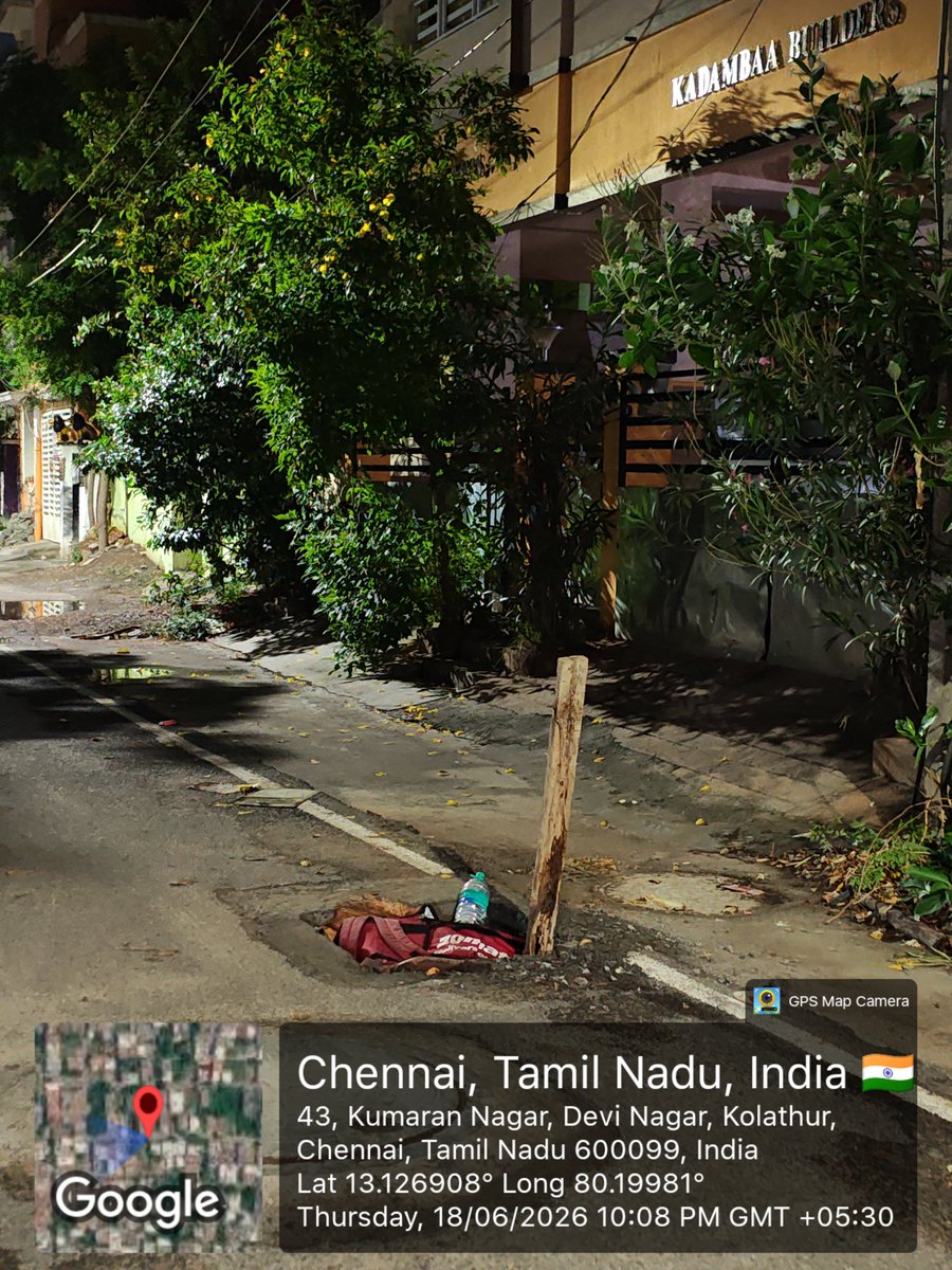 dude_its_hp's tweet photo. @chennaicorp 

Hi, 

The Storm water drain lid is broken and needs to be replaced ASAP. https://t.co/tyLPguT51K