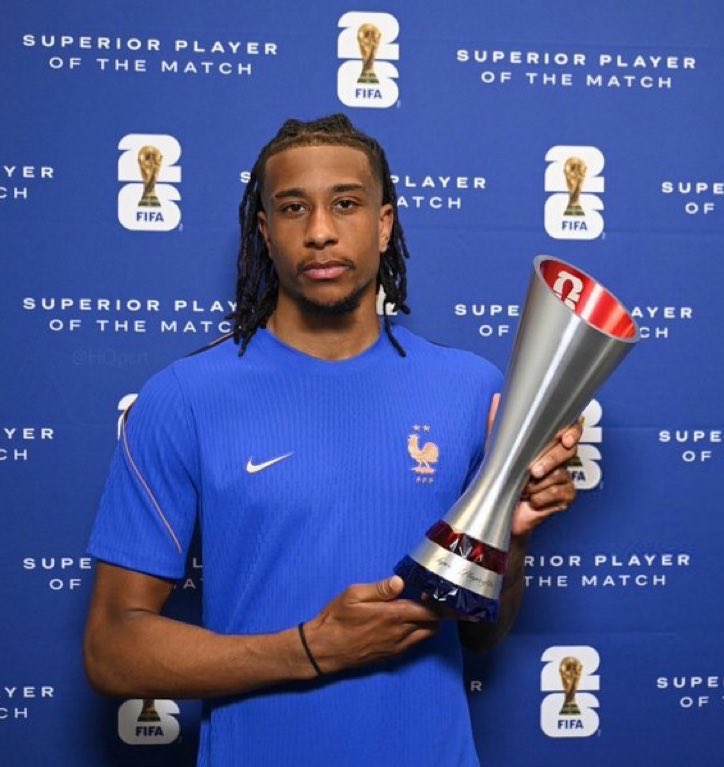 _BeFootball's tweet photo. 🚨🚨 LE STAFF DE L’ÉQUIPE DE FRANCE VEUT REVOIR MICHAEL OLISE 🇫🇷 EN NUMÉRO 🔟 ! 💎 

(@LatourBertrand) https://t.co/FPuTxr0FoT