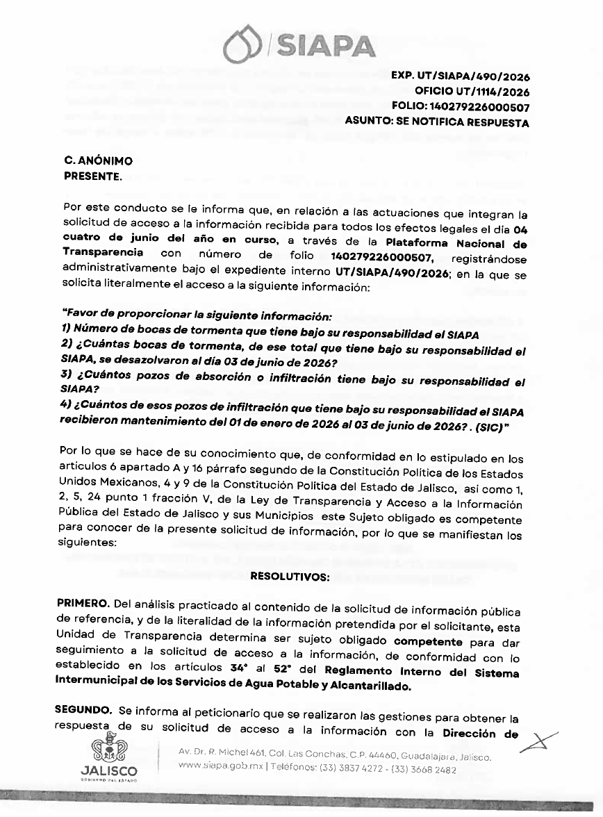 JPMS79's tweet photo. Se le cae el discurso a los gobiernos sobre la basura como causante principal de las inundaciones en la Zona Metropolitana de Guadalajara.

Le preguntamos al SIAPA lo siguiente:

1) Número de bocas de tormenta que tiene bajo su responsabilidad el SIAPA

2) ¿Cuántas bocas de tormenta, de ese total que tiene bajo su responsabilidad el SIAPA, se desazolvaron al día 03 de junio de 2026?

3) ¿Cuántos pozos de absorción o infiltración tiene bajo su responsabilidad el SIAPA?

4) ¿Cuántos de esos pozos de infiltración que tiene bajo su responsabilidad el SIAPA recibieron mantenimiento del 01 de enero de 2026 al 03 de junio de 2026?