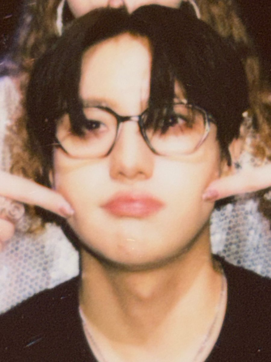chyoosu's tweet photo. please.. this was so cute :( #SIWOO https://t.co/6UHexrZTKq