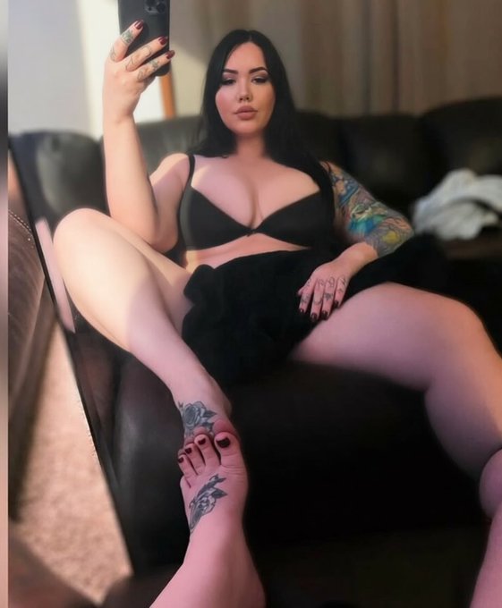 Ashlyn Tayler - 🖤 https://t.co/PzVEt8tdnN