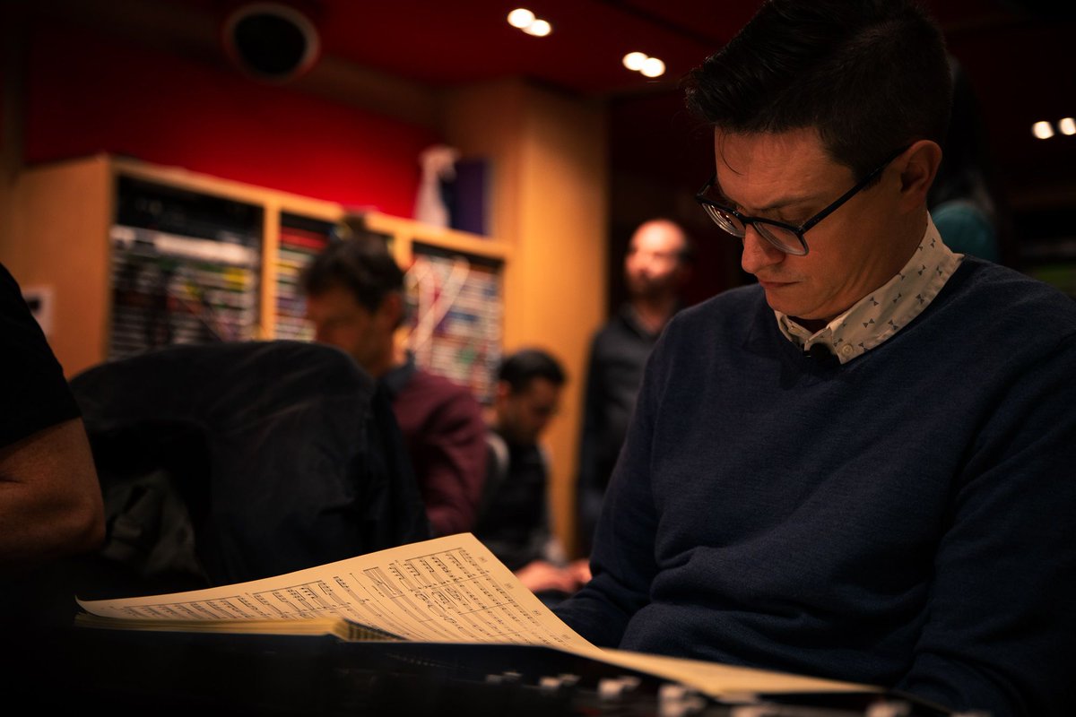 thehopealbum's tweet photo. In the Score.
Andrew Morgan Smith during the HOPE recording sessions at Abbey Road Studios.
Composer of “Perspective Shift” from the HOPE album.
🎧 Stream now
💿 Buy CD: https://t.co/7a9wYeP2sA
#HOPEAlbum #AndrewMorganSmith #PerspectiveShift #AbbeyRoadStudios https://t.co/b0faAkJXxp