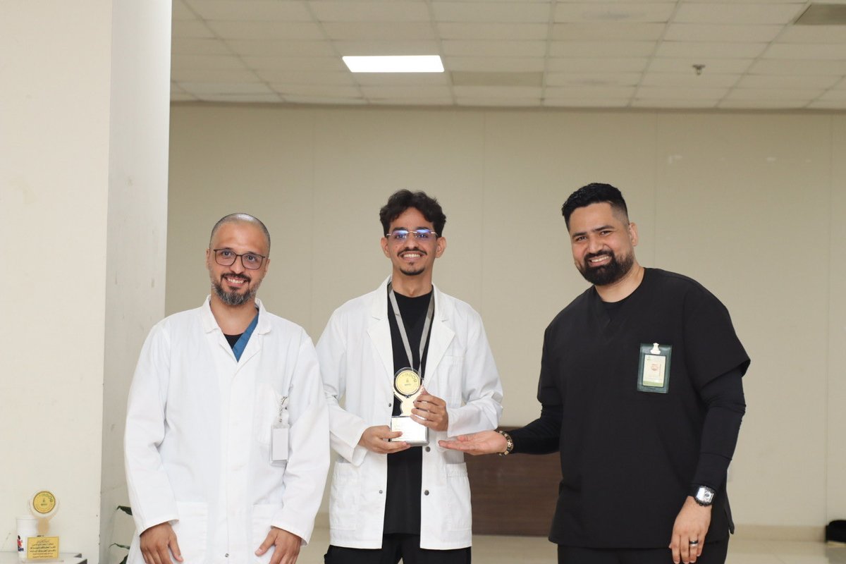 AsemRq's tweet photo. 4 years later… here we are. 🎓
grateful for the lessons, the memories, and the people who made this journey what it was. 🤍 https://t.co/Qb1M4i5a2D