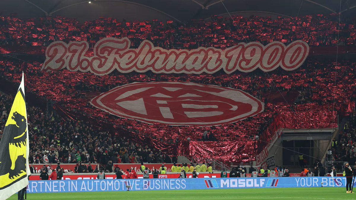 N4Sven's tweet photo. @angelofenks277 @FCBayernEN its so much easier to use actual tifos that are looking way better...
I mean these are the first 4 pics you get when you google FC Bayern Tifos and they are from the club site https://t.co/ov09n5h5YE