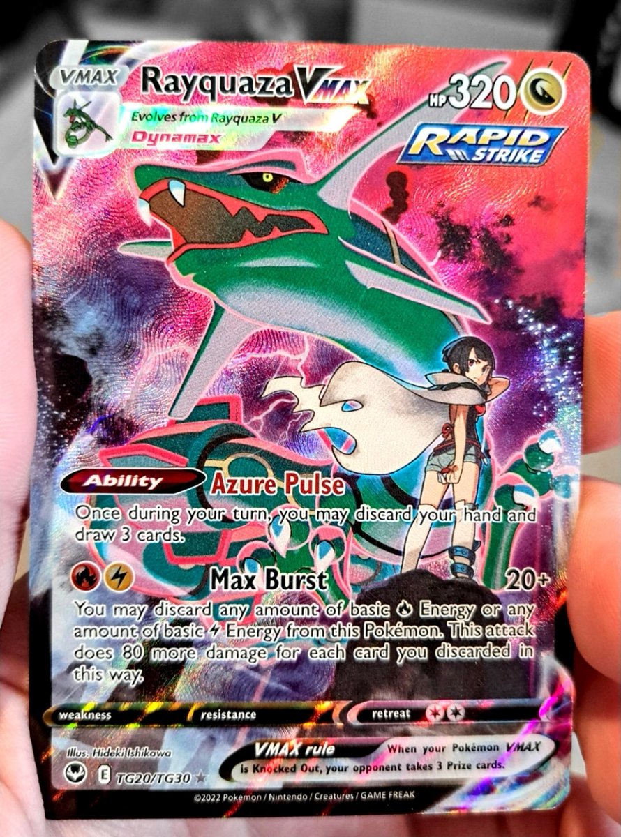 JohnnyCrambo's tweet photo. one of the greatest Rayquaza cards? https://t.co/HjVdld2dVI