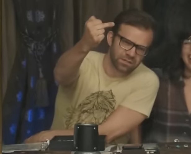 mandsnuds's tweet photo. season 4: vaxleth kisses so far 

(this isn't perc'alia slander, i love them to death, this is just me annoyed at the producers) https://t.co/h6j0uqFGT1