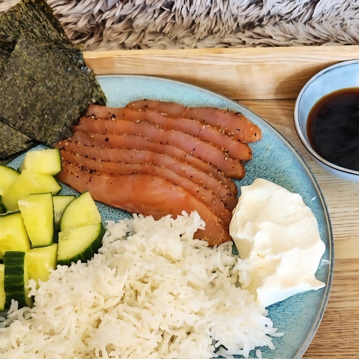 Boadicea4am's tweet photo. Made myself a sushi plate for diner tonight, it was awesome •°•°☆ https://t.co/PyeStywJkB