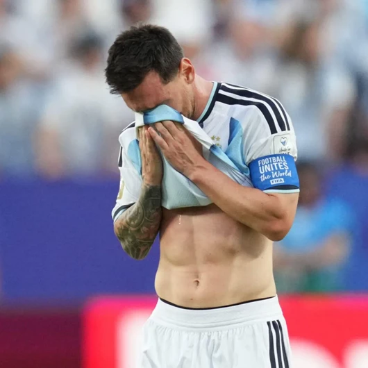 Messi'nin Gol Sevinci Gözyaşları Ardındaki Gerçek: Babasının Sağlık Durumu Açıklandı