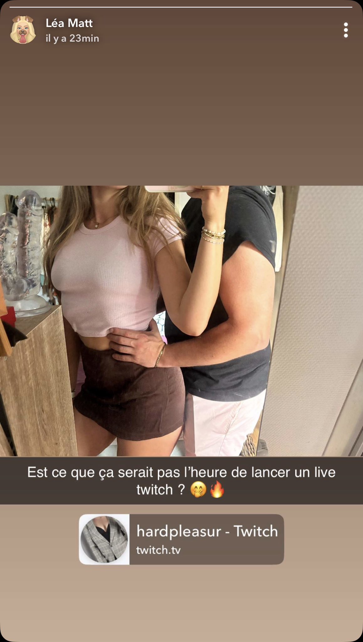 Je viens de poster ça sur mon snap : Hardpleasur5 Si jamais tu veux qu’on joue ensemble à cs c’est possible ☺️🔥 Twitch : https://t.co/LLVFe4SJS0 https://t.co/cL8t2BnLNr
