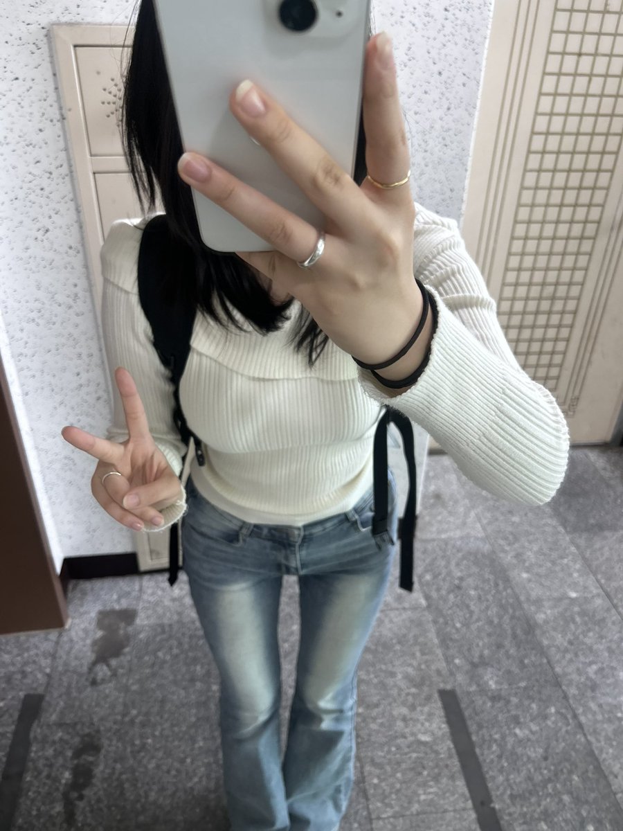 biip_v's tweet photo. 트친소~~ 야호~~

무멘팔 합니다!!
알티 위주로 걸러서 찾아가용 흔적 다 보긴 봅니당!!
먼저 말 잘 못 걸어요 ㅠㅠㅠㅠㅠㅠ
지뢰 거의 업구 남캐 주력입니듀듀

#트친소 #트친소_𝕏친소 #그림러_𝕏친소 #그림쟁이 #그림러 #𝕏친소 https://t.co/74shjJ9hY2