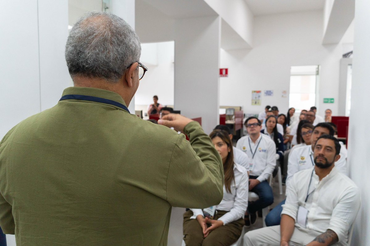 Regalias_gov's tweet photo. El Subdirector General del Sistema General de Regalías, @rubinHuffi84660, dio apertura al Punto de Experiencia de Regalías en la Regional Caribe II, para dar atención y asistencia técnica prioritaria a Córdoba y Sucre.

Este espacio institucional descentralizado garantiza el seguimiento y control en la ejecución de proyectos financiados con recursos de las regalías. 

#ConDignidadCumplimos